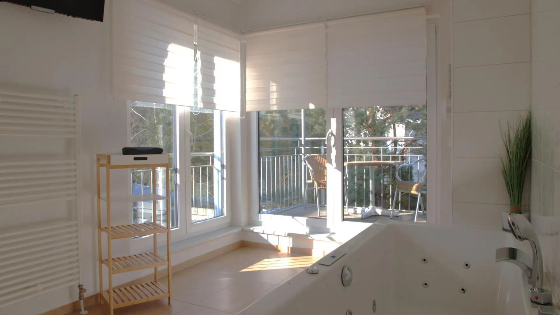 Ferienpark Ruebezahl Am Mueggelsee, Haus 14 Linde Mit Eigener Sauna, Idealer Ort Fuer Natur- Und Erholungssuchende, Fuer Radfahrer, Familien Mit Kindern Und Hundeliebhaber Berlin 0*,